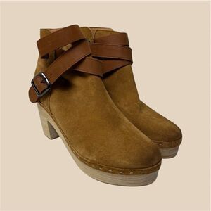 Free People Suede Wooden Clogs 10 Festival Boho Hippie Retro Tan Leather Boots
